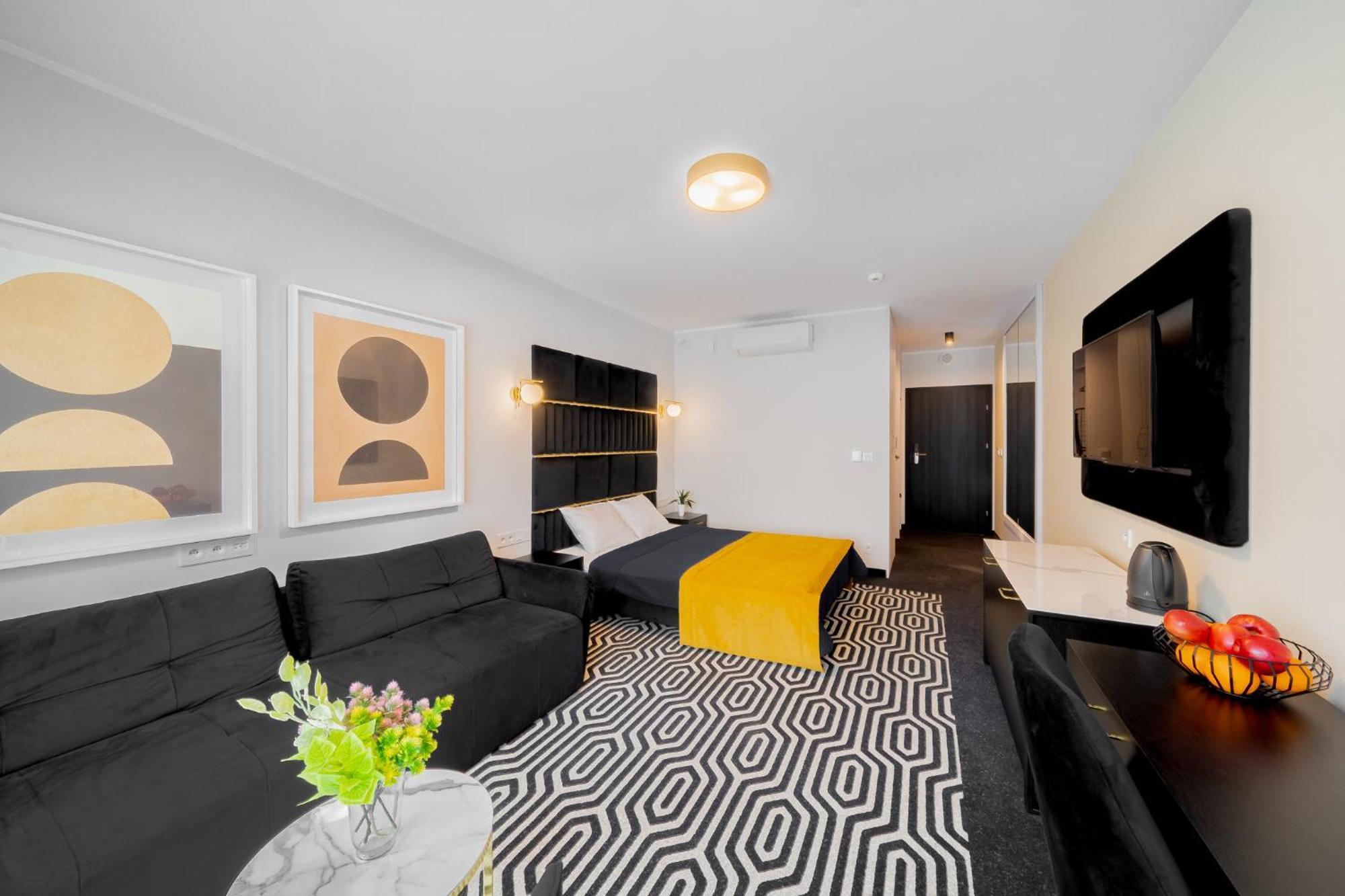 Lulu Apartments - Rosa - Studio Hotelowe Z Klimatyzacja I Konsola Ps4 - Solny Resort 科沃布热格 外观 照片